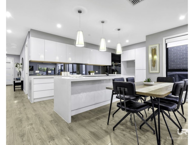 19 Pioneer Street, Craigieburn VIC 3064