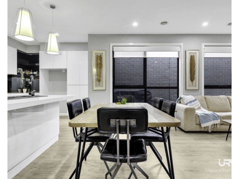 19 Pioneer Street, Craigieburn VIC 3064