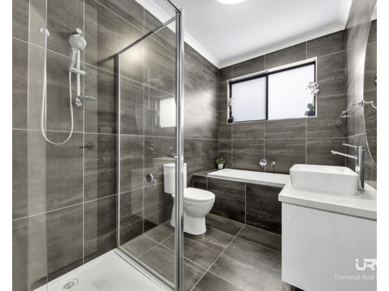 19 Pioneer Street, Craigieburn VIC 3064