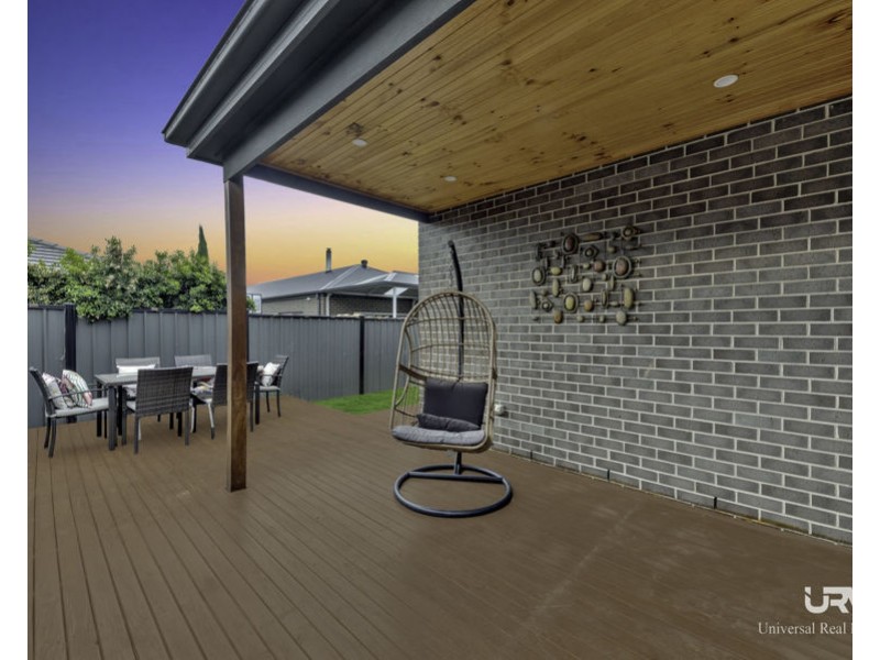 19 Pioneer Street, Craigieburn VIC 3064