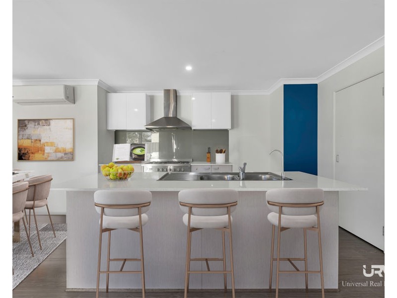 67 Streamside Drive, Craigieburn VIC 3064