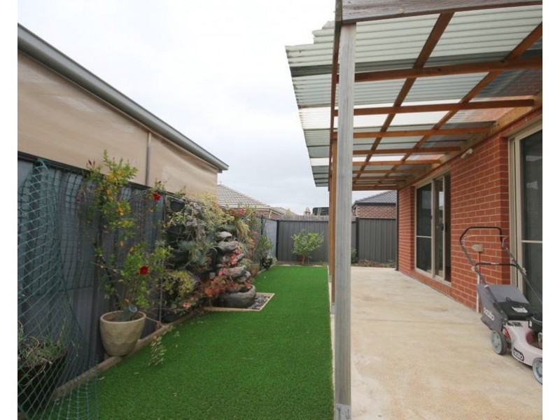25 Champion Parade, Craigieburn VIC 3064