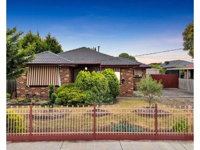 52 Langdon Crescent, Craigieburn VIC 3064