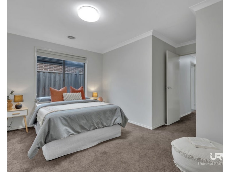 14 Primavera Drive, Mickleham VIC 3064