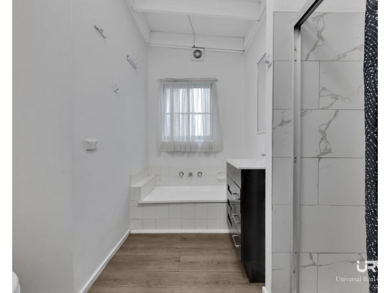 28 Kingswood Drive, Craigieburn VIC 3064