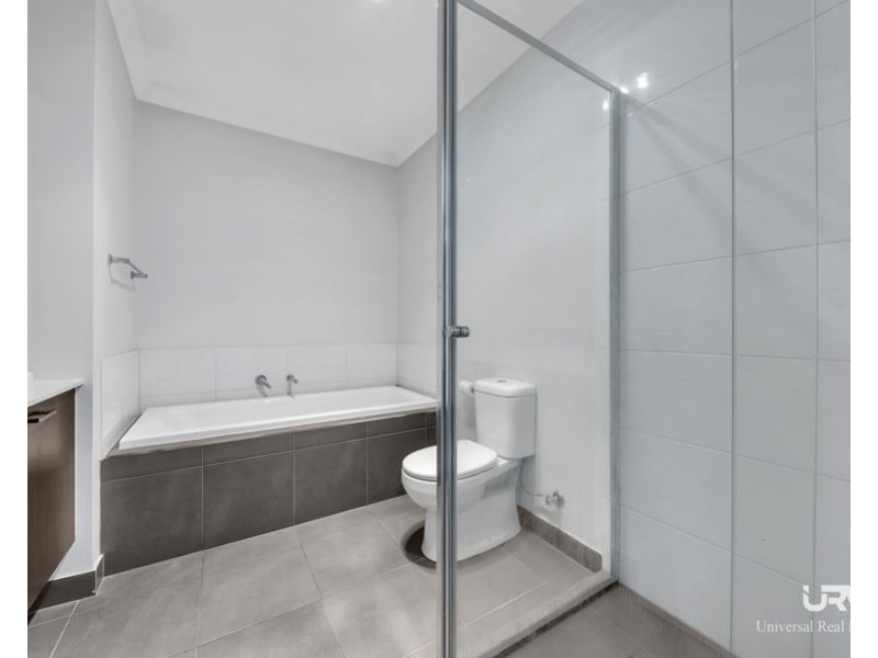 15 Olivetree Loop, Craigieburn VIC 3064