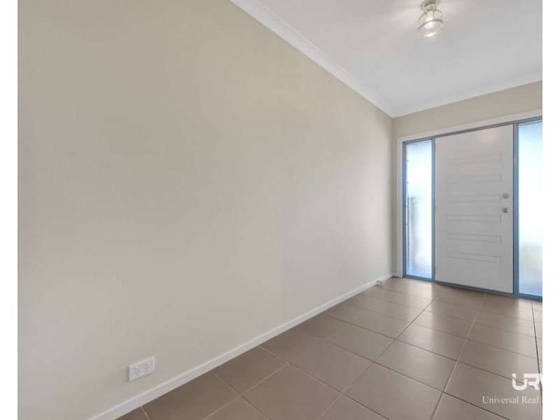 18 Balconies Way, Craigieburn VIC 3064