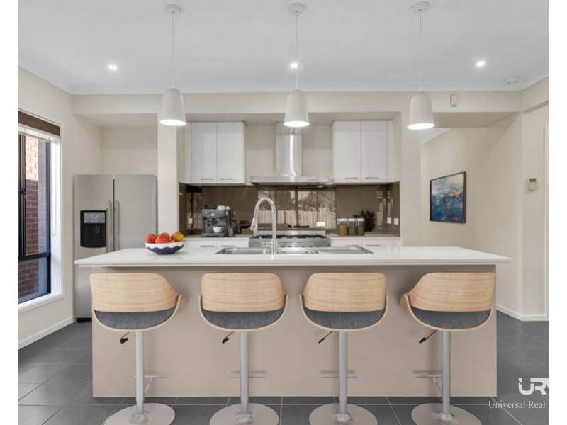 15 Acland Street, Craigieburn VIC 3064