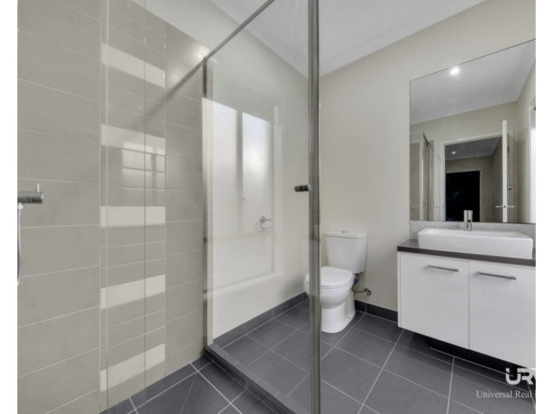 15 Acland Street, Craigieburn VIC 3064