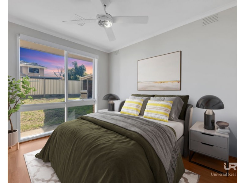 16 Whitley Crecent, Craigieburn VIC 3064