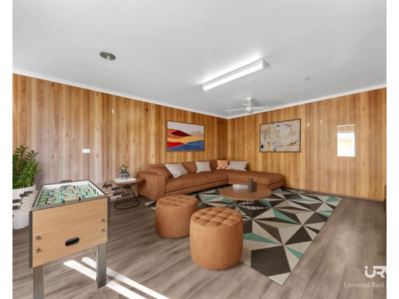 16 Whitley Crecent, Craigieburn VIC 3064