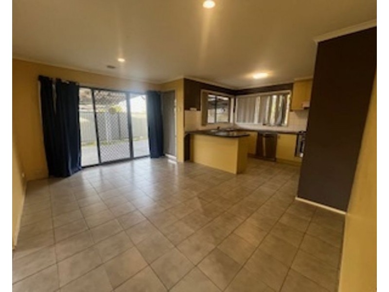 165 Hothlyn Drive, Craigieburn VIC 3064