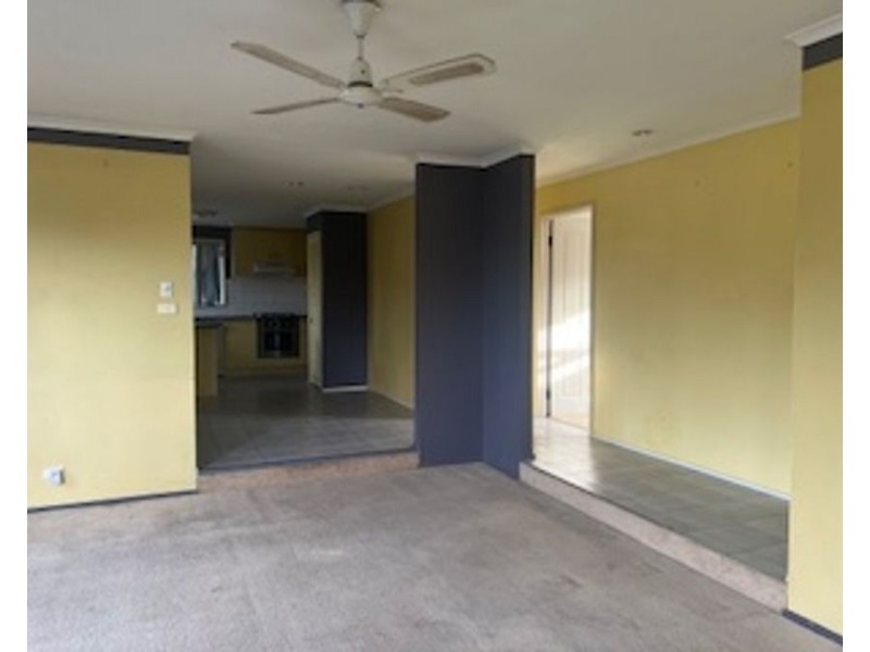 165 Hothlyn Drive, Craigieburn VIC 3064