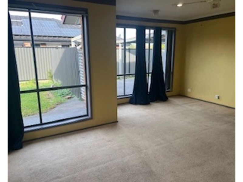 165 Hothlyn Drive, Craigieburn VIC 3064