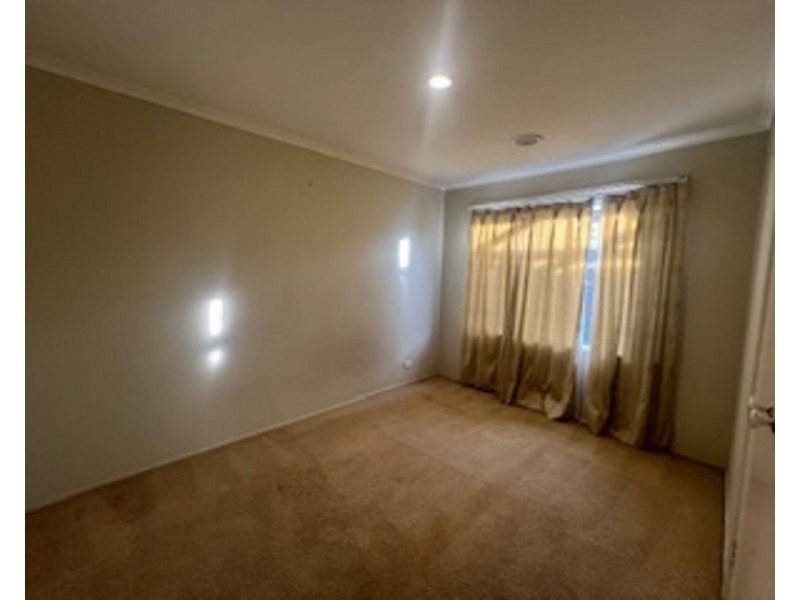 165 Hothlyn Drive, Craigieburn VIC 3064