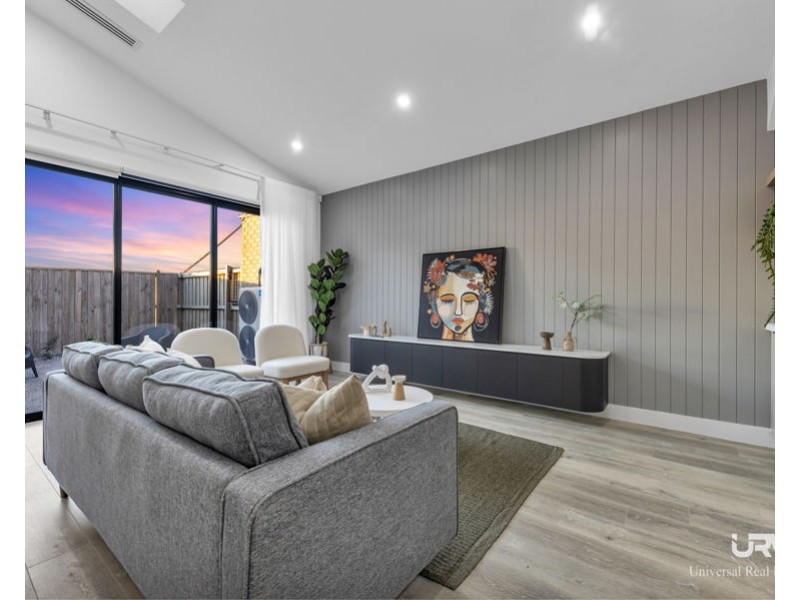 34 Valetta Street, Mickleham VIC 3064
