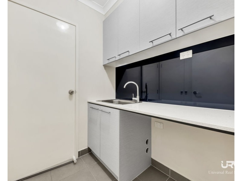 4 Muskwood Drive, Mickleham VIC 3064
