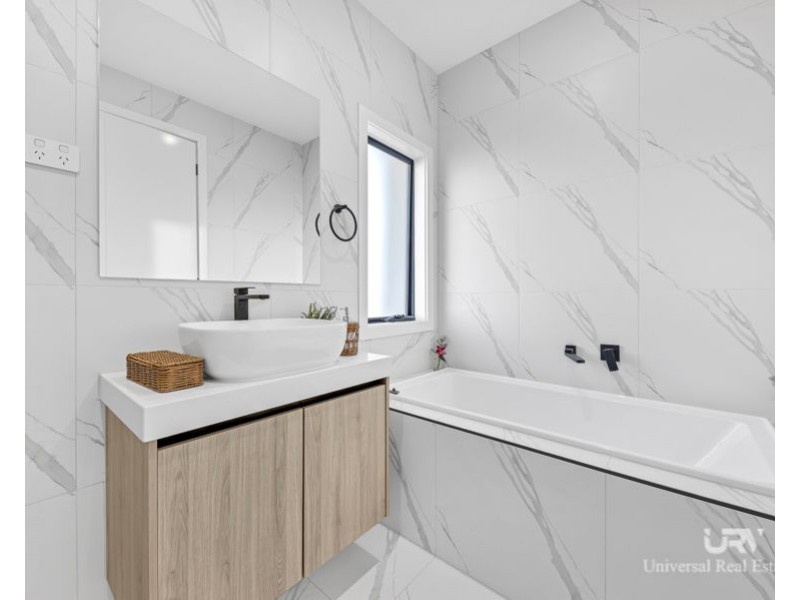 1/5 Sallybank Crescent, Wollert VIC 3750