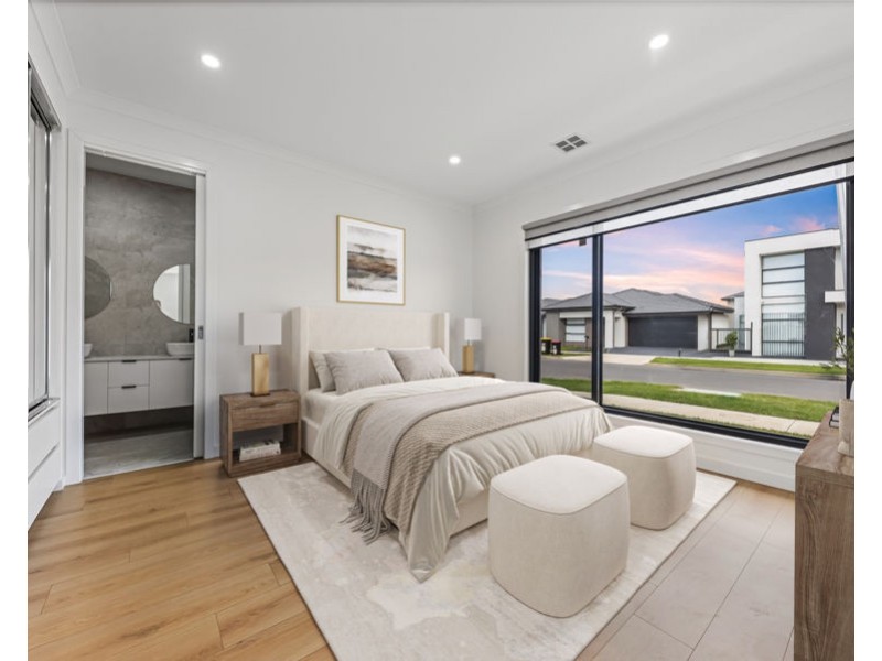 9 Beaconsfield Drive, Mickleham VIC 3064