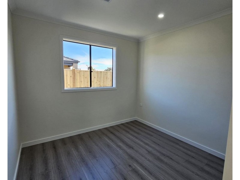 4 Mimosa Drive, Beveridge VIC 3753