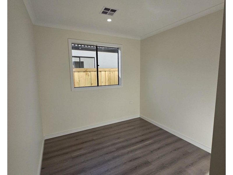 4 Mimosa Drive, Beveridge VIC 3753