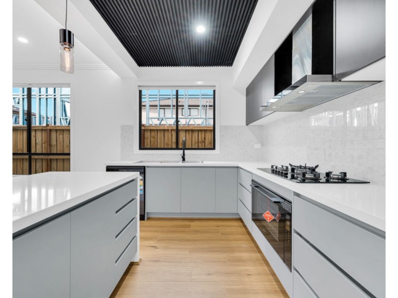 67 Kurnbrook Loop, Wollert VIC 3750
