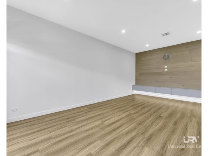 11 Wallowa Street, Mickleham VIC 3064