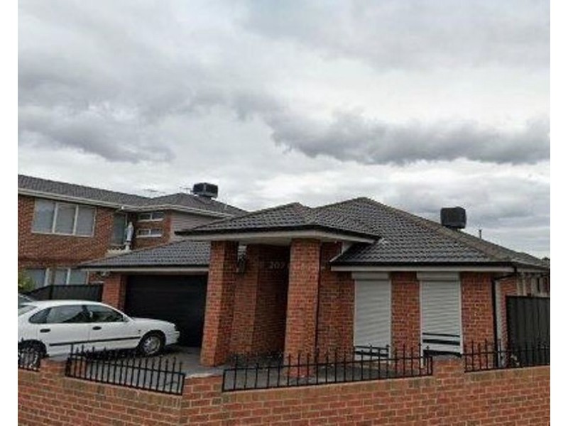 39 Coronet Avenue, Roxburgh Park VIC 3064