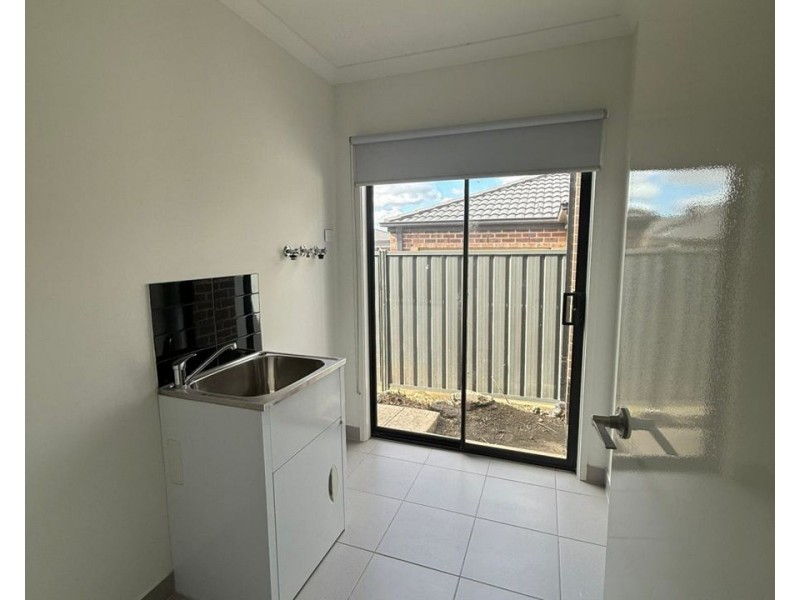 15 Tamarack Street, Kalkallo VIC 3064