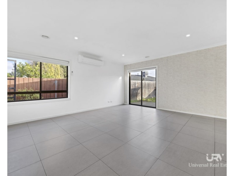 4A Parton Place, Craigieburn VIC 3064