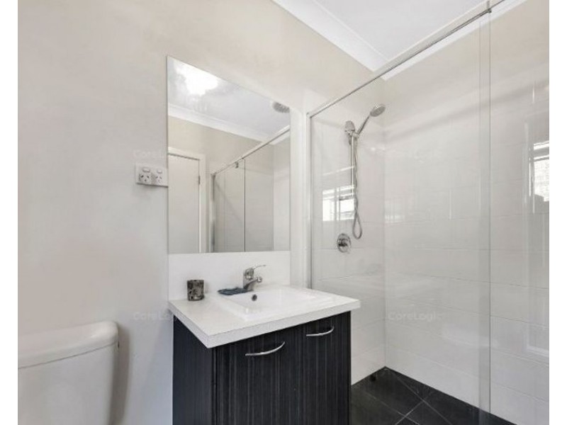 39 Albion Crescent, Mickleham VIC 3064