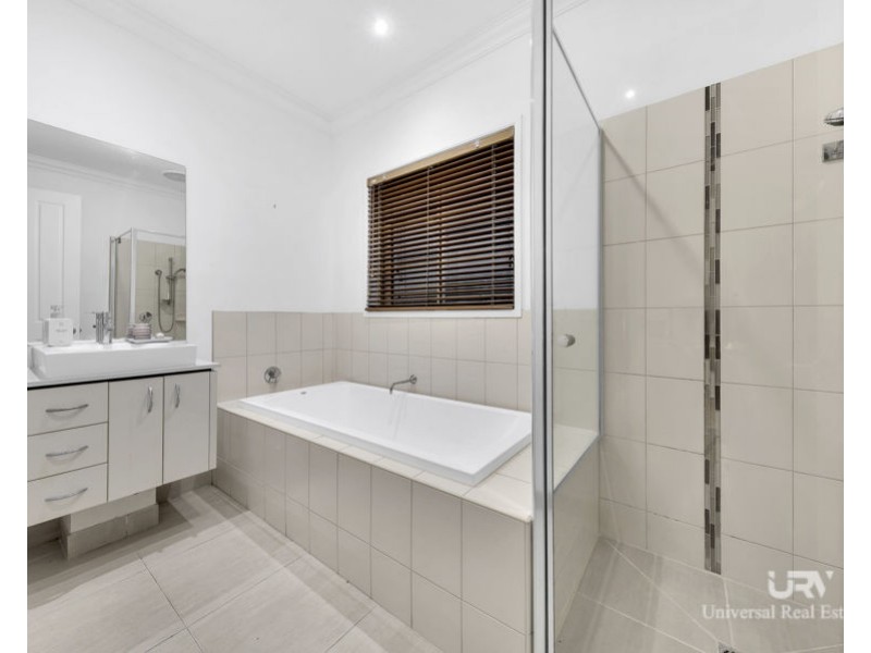 5 Black Range Avenue, Craigieburn VIC 3064