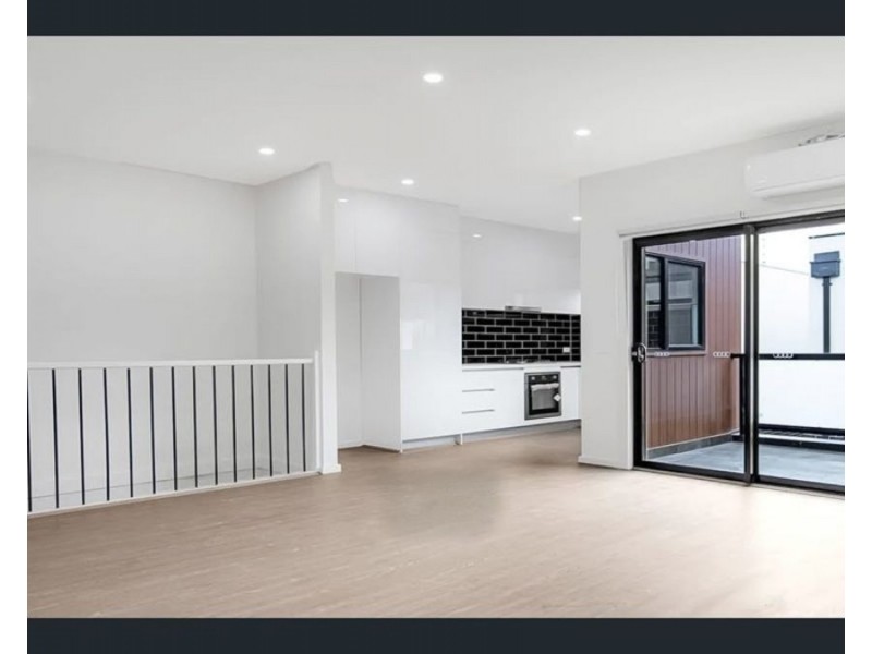 4/14 Settlement Rd, Tarneit VIC 3029