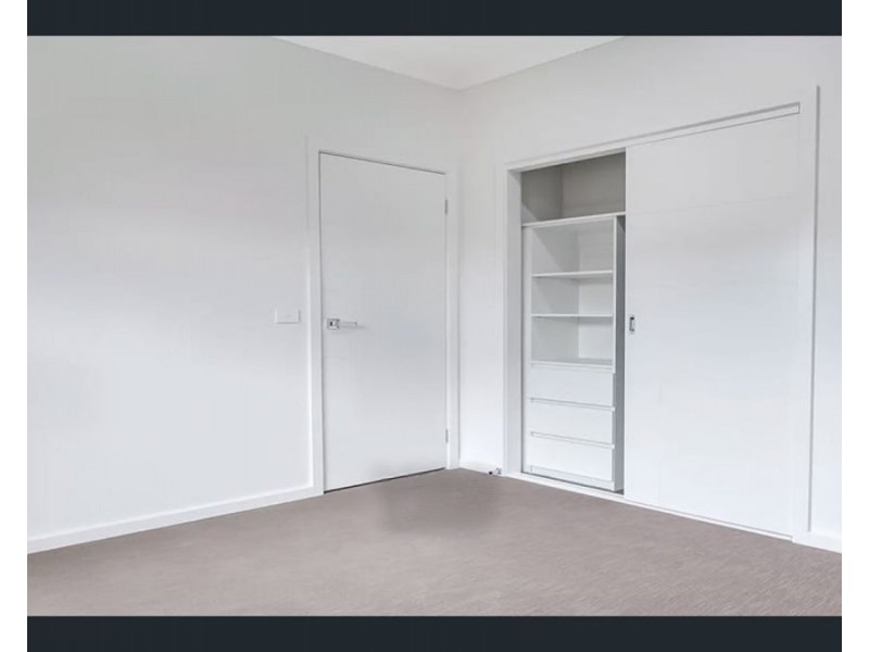 4/14 Settlement Rd, Tarneit VIC 3029