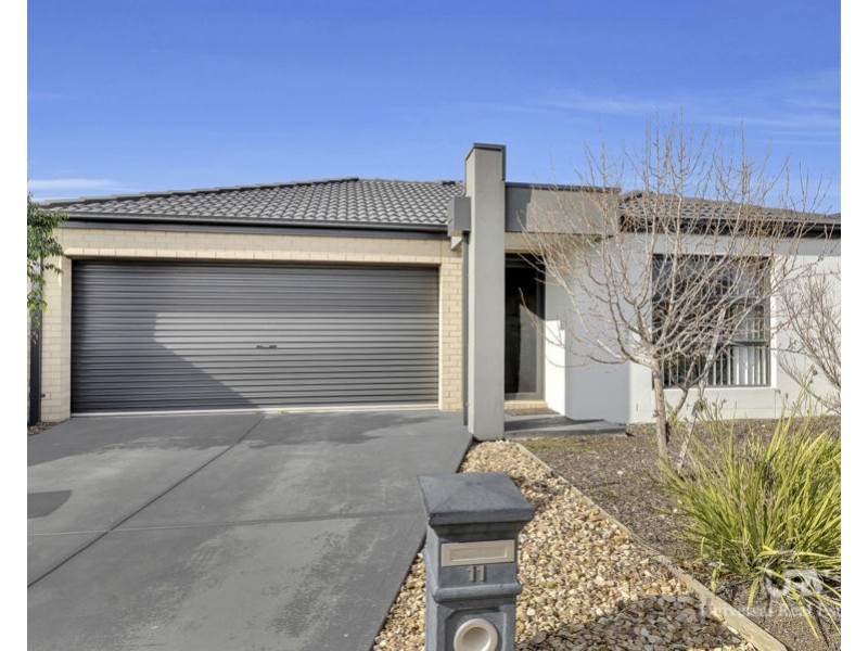 11 Herridge Street, Mickleham VIC 3064