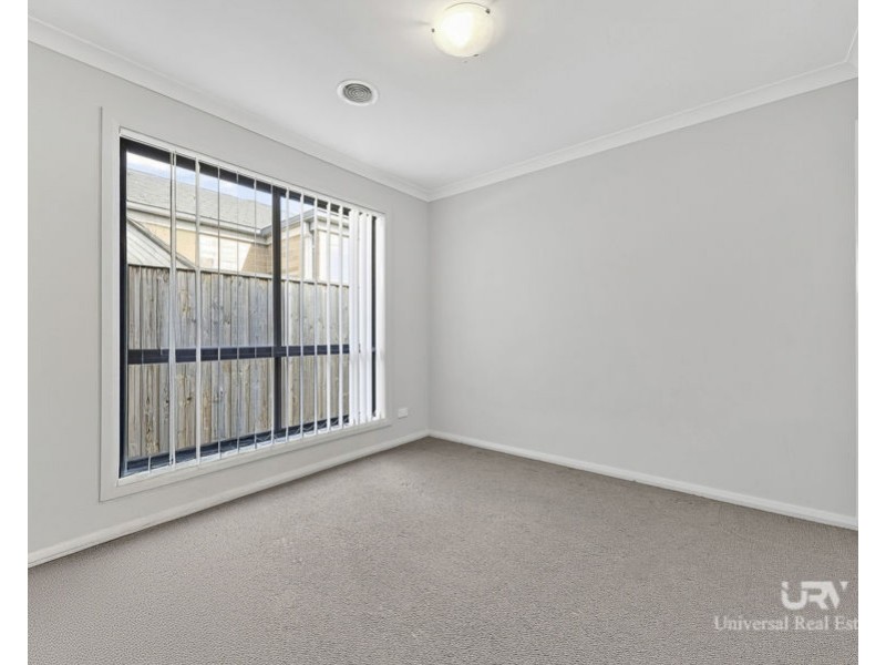 11 Herridge Street, Mickleham VIC 3064