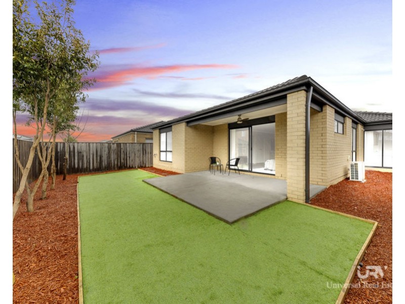 11 Herridge Street, Mickleham VIC 3064