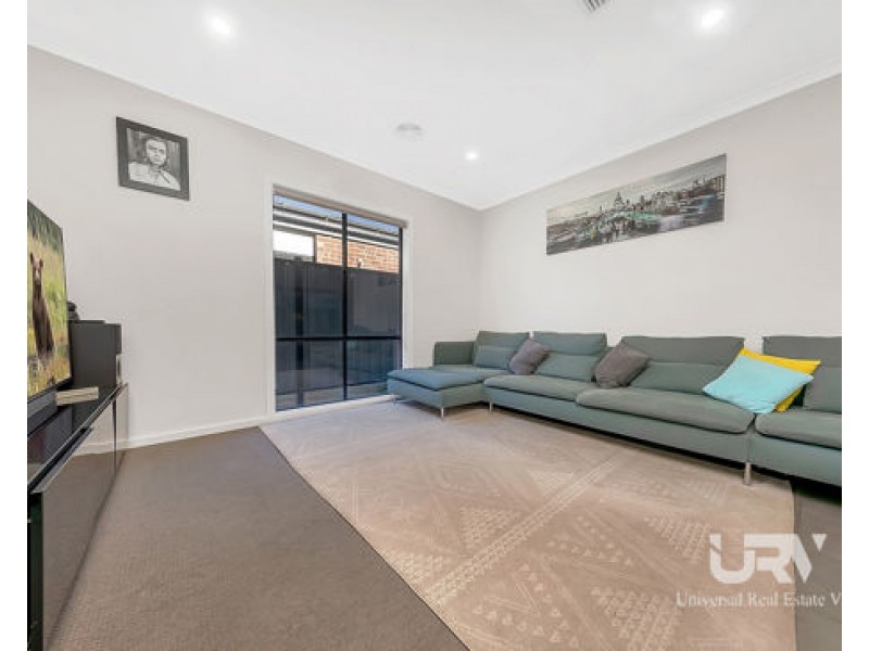 6 Geyser Street, Craigieburn VIC 3064
