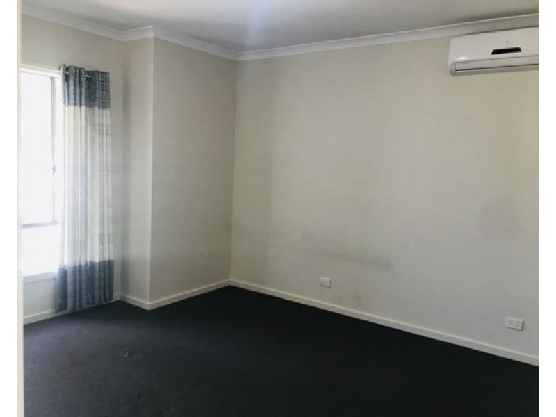 13 Powell Street, Craigieburn VIC 3064