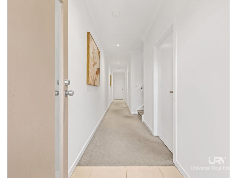 8/1-15 Beddison Road, Craigieburn VIC 3064