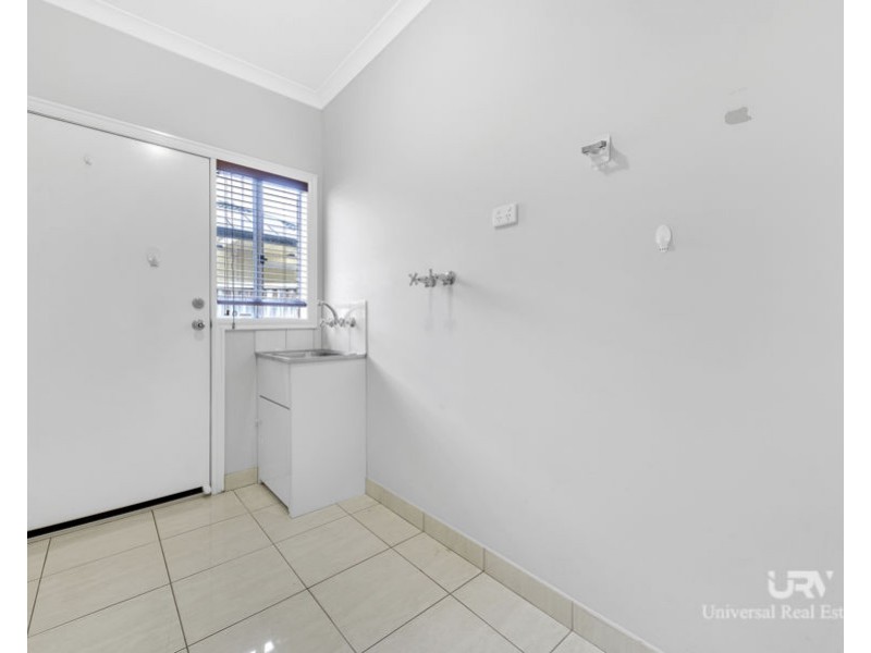 3 Hibernia Place, Craigieburn VIC 3064