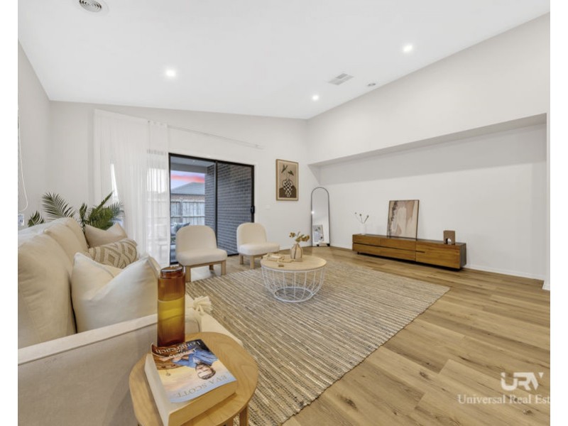 16 Valere Street, Mickleham VIC 3064