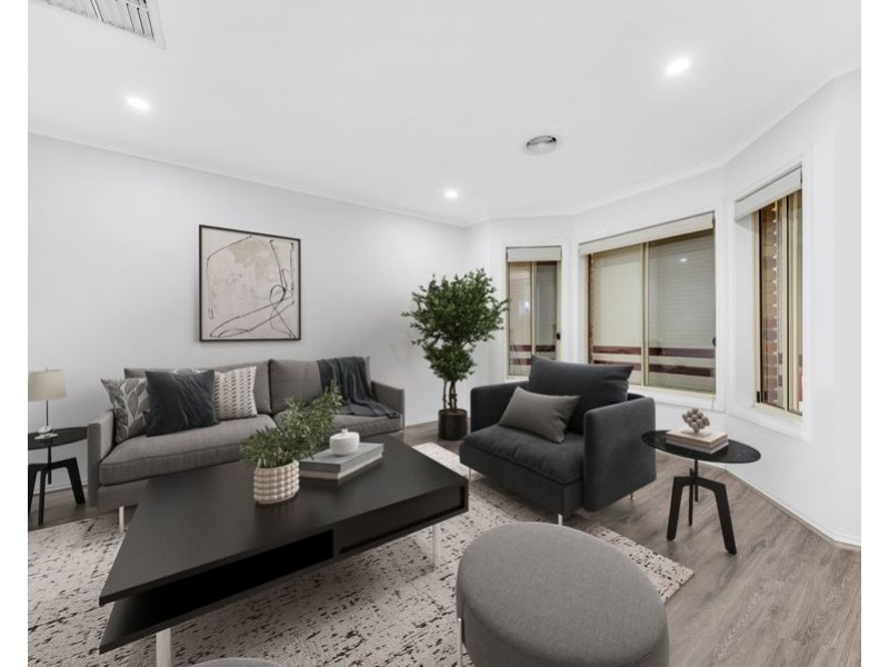 2 Crestwood Lane, Craigieburn VIC 3064