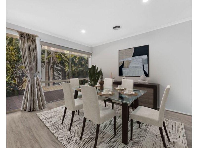 2 Crestwood Lane, Craigieburn VIC 3064
