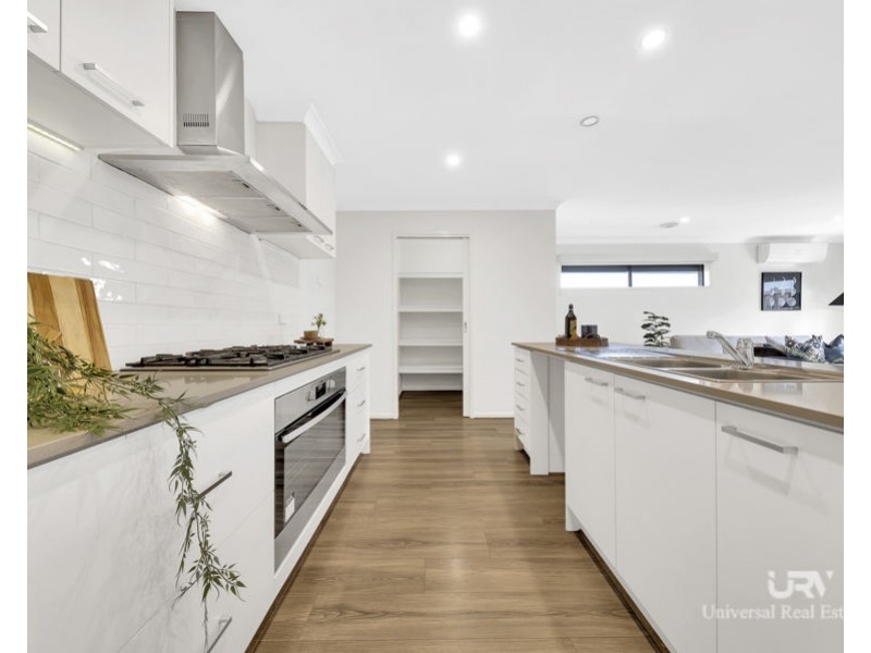 61 Canning Drive, Mickleham VIC 3064
