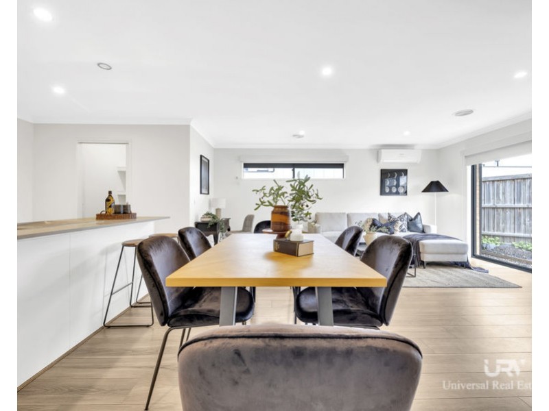 61 Canning Drive, Mickleham VIC 3064