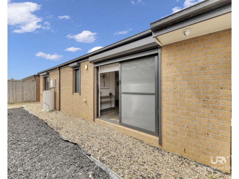 61 Canning Drive, Mickleham VIC 3064