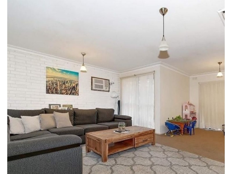 7 Eve Court, Craigieburn VIC 3064