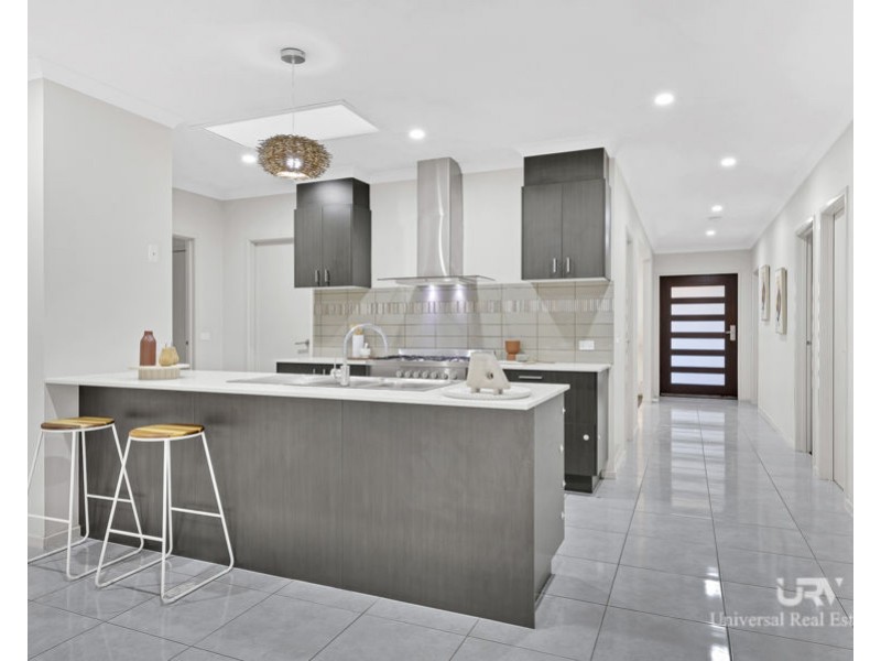 58 Evergreen Crescent, Craigieburn VIC 3064