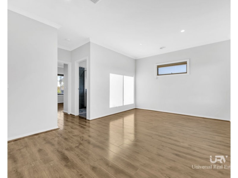 24 Fletcher Road, Craigieburn VIC 3064